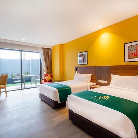 Arena Premier Hotel Seremban Exteriör bild