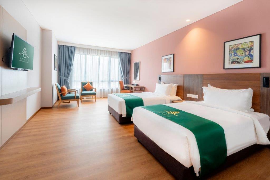 Arena Premier Hotel Seremban Exteriör bild
